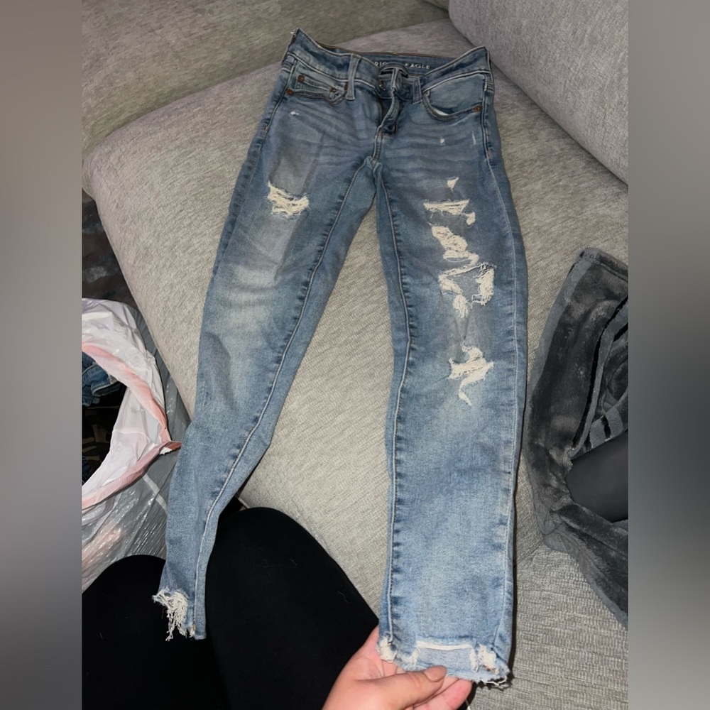Cropped American Eagle jeans